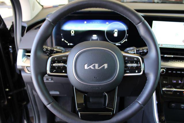 used 2024 Kia Carnival car, priced at $43,701