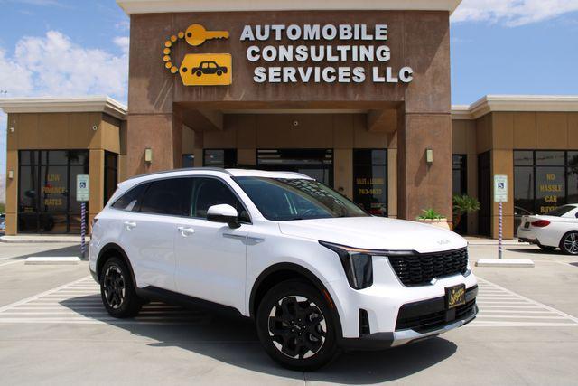 used 2024 Kia Sorento car, priced at $30,714