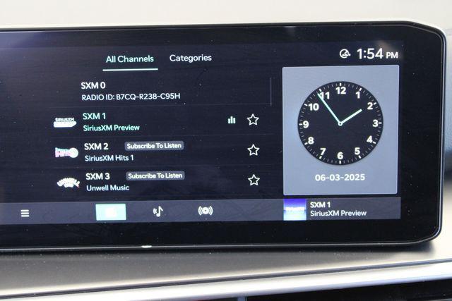 used 2024 Kia Sorento car, priced at $30,714