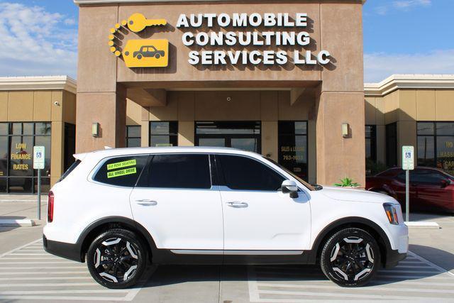 used 2025 Kia Telluride car, priced at $37,304