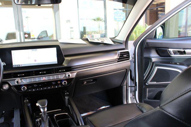 used 2025 Kia Telluride car, priced at $37,304