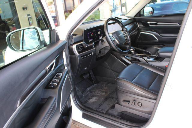 used 2025 Kia Telluride car, priced at $37,304