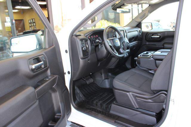 used 2024 Chevrolet Silverado 1500 car, priced at $30,800
