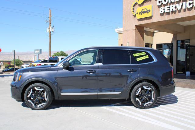 used 2025 Kia Telluride car, priced at $41,703