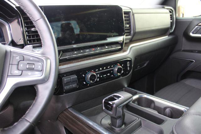 used 2025 Chevrolet Silverado 1500 car, priced at $43,302