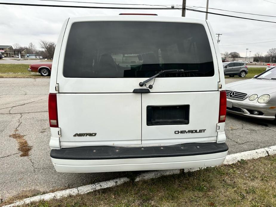 used 2005 Chevrolet Astro car, priced at $3,495