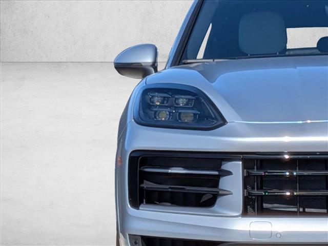 used 2025 Porsche Cayenne car, priced at $92,990
