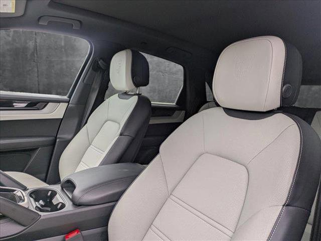 used 2025 Porsche Cayenne E-Hybrid car, priced at $137,900