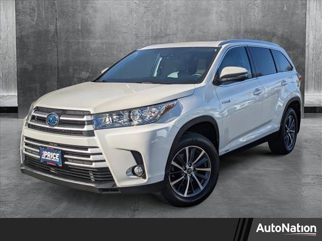 used 2019 Toyota Highlander Hybrid car, priced at $31,498