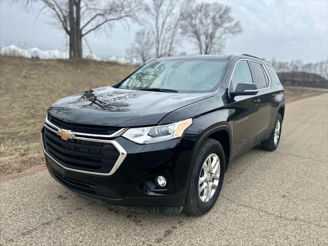 used 2021 Chevrolet Traverse car, priced at $23,499