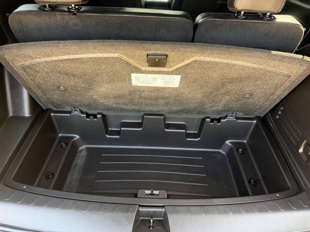 used 2023 Chevrolet Traverse car, priced at $27,499