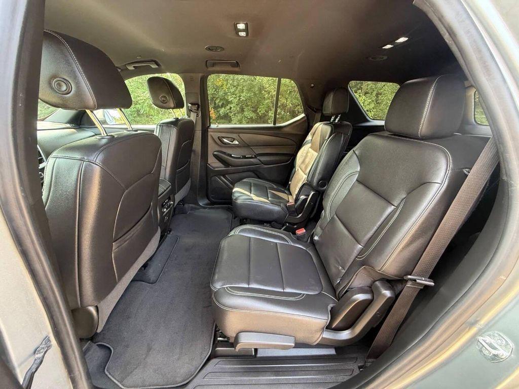 used 2023 Chevrolet Traverse car, priced at $27,499