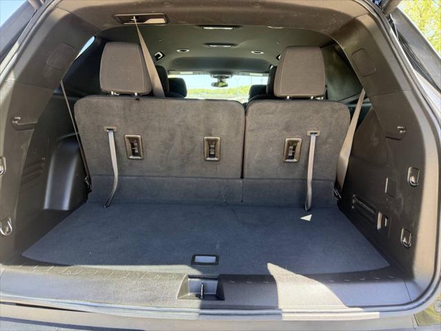 used 2022 Chevrolet Traverse car, priced at $26,499