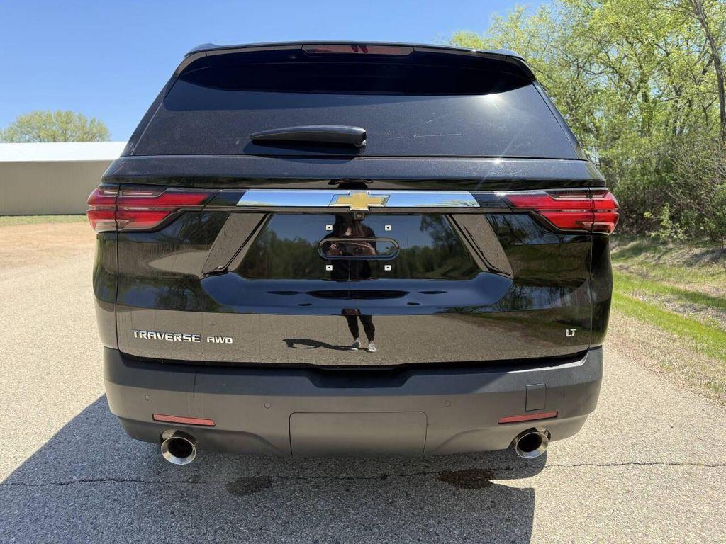 used 2022 Chevrolet Traverse car, priced at $24,499