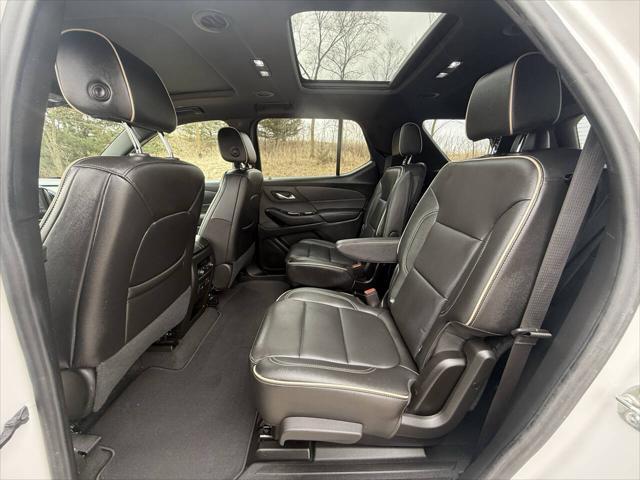used 2023 Chevrolet Traverse car, priced at $36,999