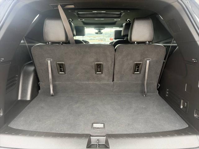 used 2023 Chevrolet Traverse car, priced at $36,999
