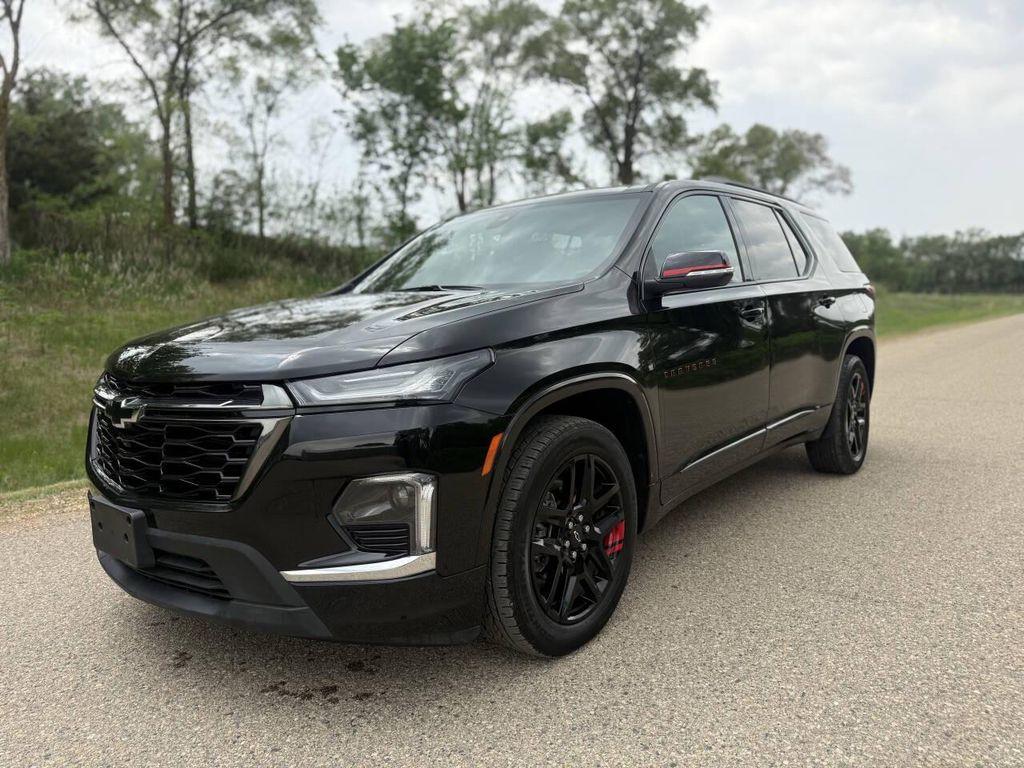 used 2022 Chevrolet Traverse car, priced at $32,499
