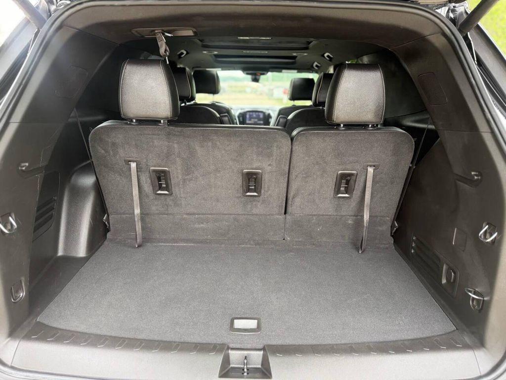 used 2022 Chevrolet Traverse car, priced at $32,499