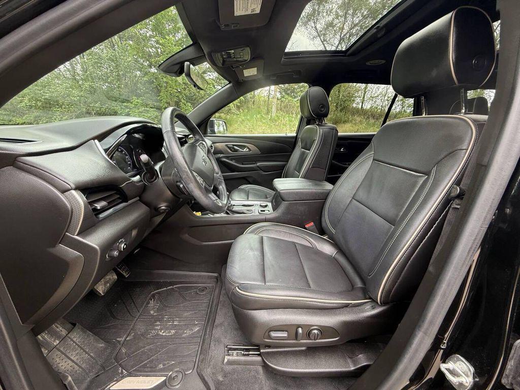 used 2022 Chevrolet Traverse car, priced at $32,499