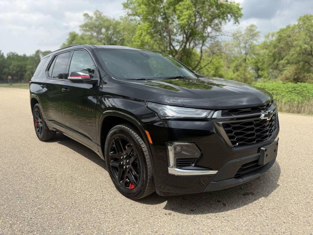 used 2022 Chevrolet Traverse car, priced at $32,499