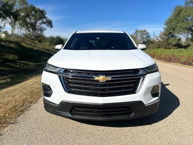 used 2022 Chevrolet Traverse car, priced at $22,999