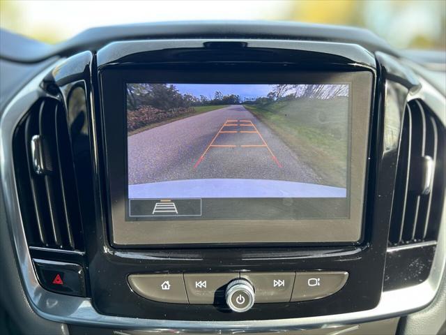 used 2021 Chevrolet Traverse car, priced at $21,499