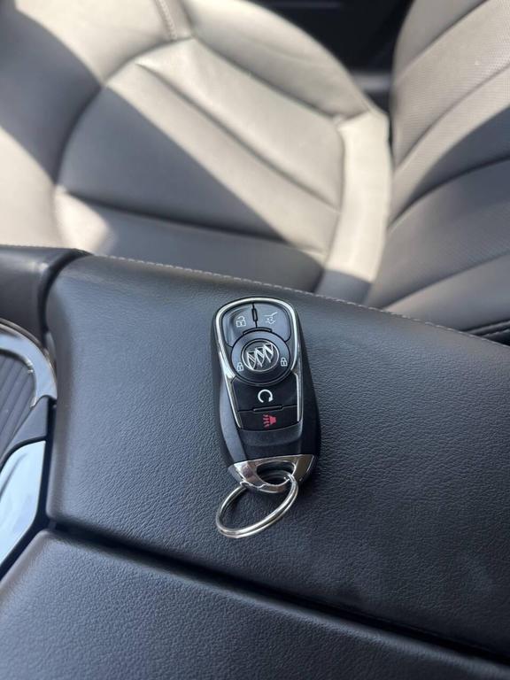 used 2019 Buick Envision car, priced at $17,999