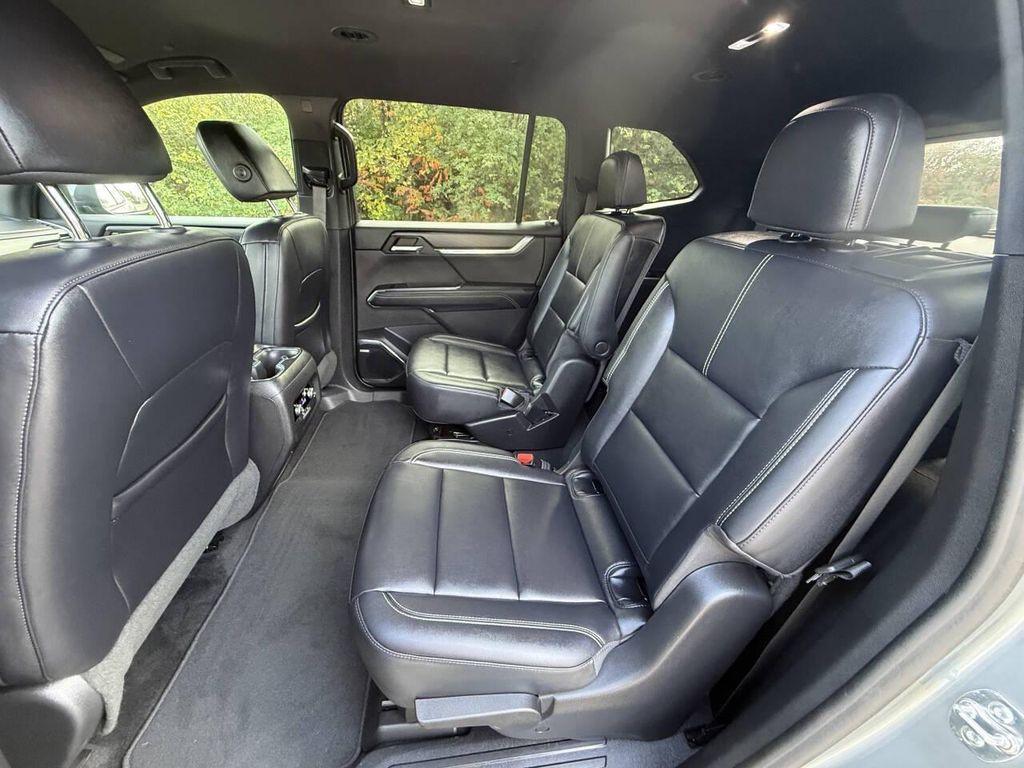 used 2024 GMC Acadia car, priced at $34,999