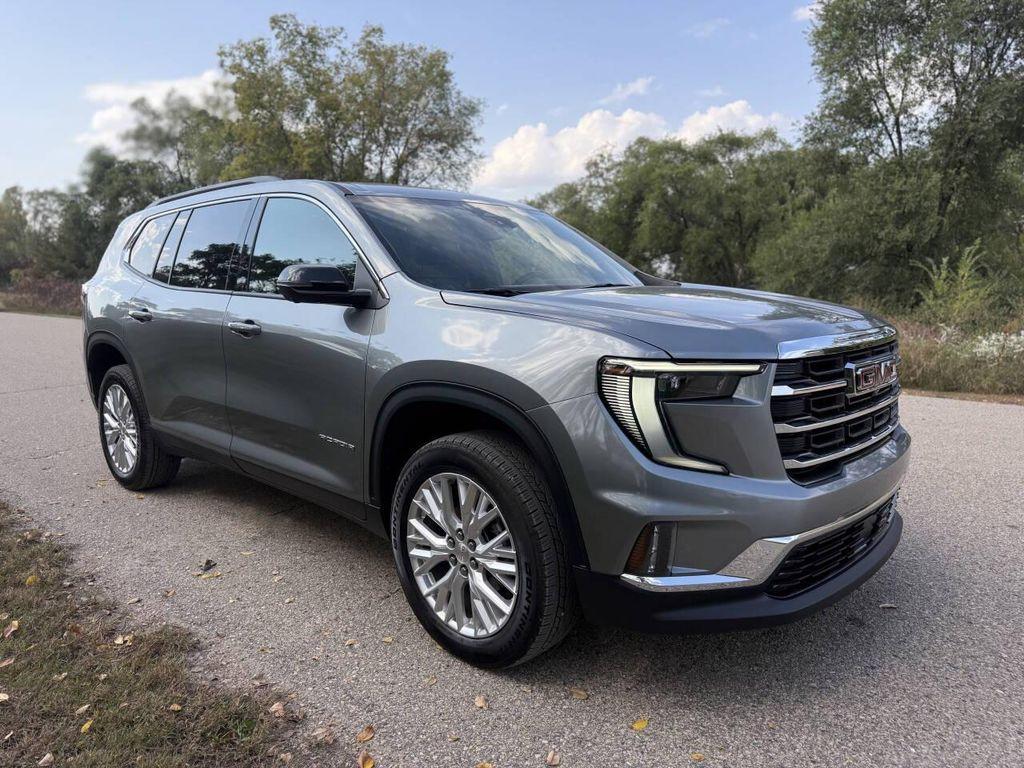 used 2024 GMC Acadia car, priced at $34,999