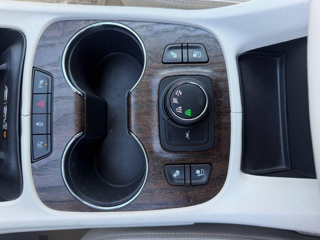used 2023 GMC Acadia car, priced at $30,899