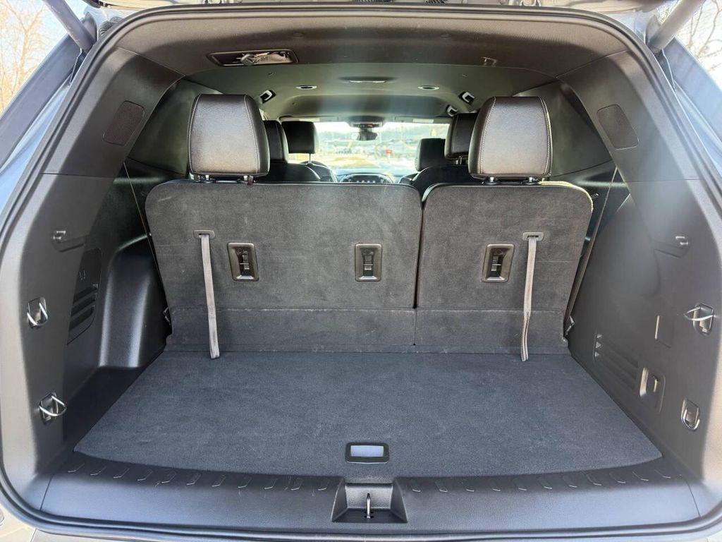 used 2023 Chevrolet Traverse car, priced at $27,799