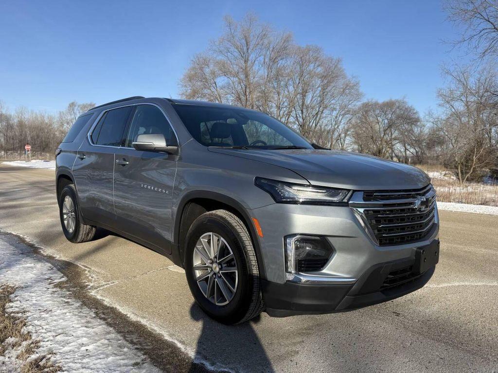 used 2023 Chevrolet Traverse car, priced at $27,799