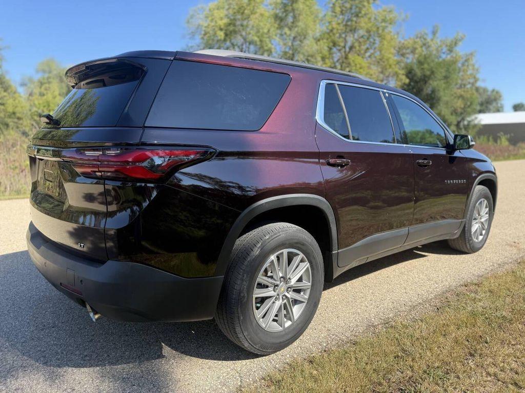 used 2022 Chevrolet Traverse car, priced at $22,999