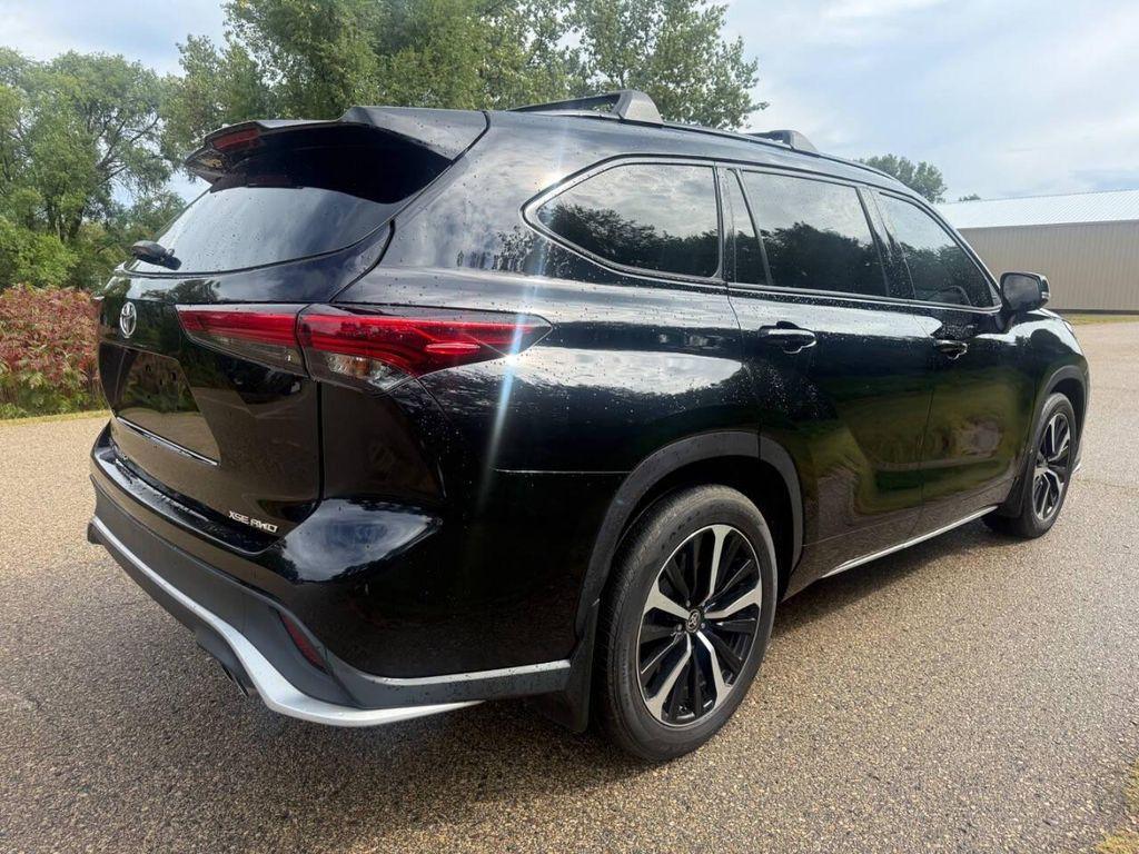 used 2021 Toyota Highlander car, priced at $28,999