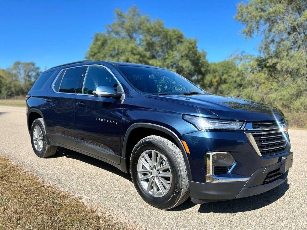 used 2023 Chevrolet Traverse car, priced at $27,999