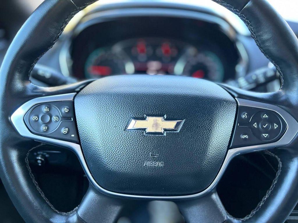 used 2023 Chevrolet Traverse car, priced at $27,999