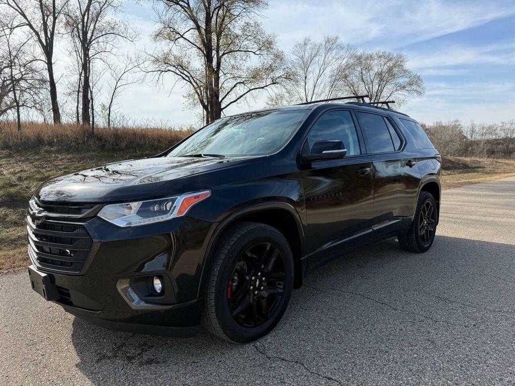 used 2021 Chevrolet Traverse car, priced at $27,499