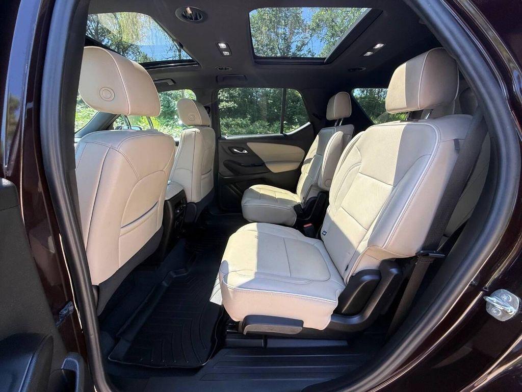 used 2023 Chevrolet Traverse car, priced at $31,999