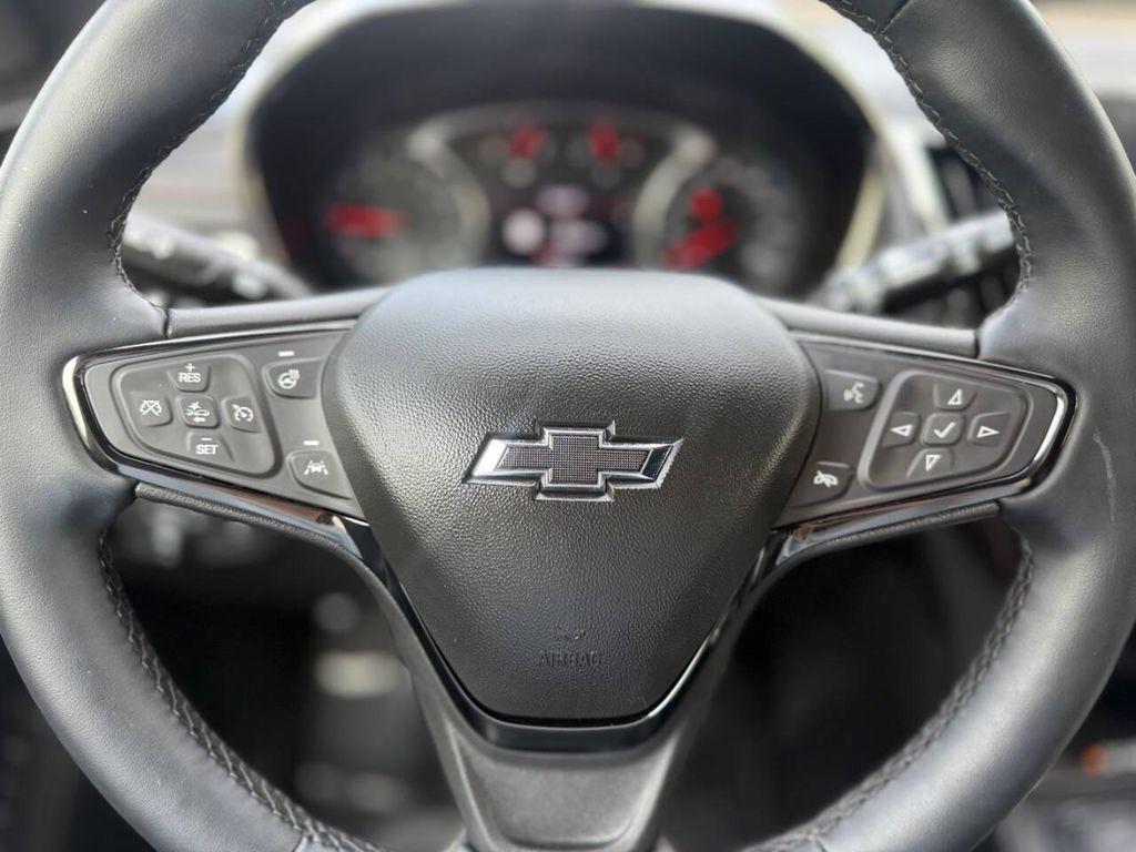 used 2024 Chevrolet Equinox car, priced at $25,999