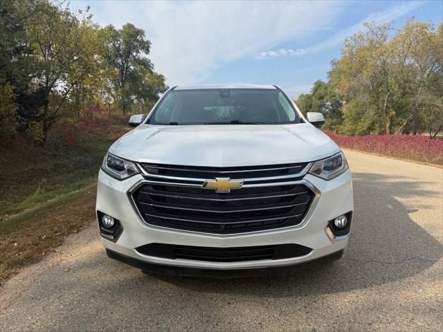 used 2021 Chevrolet Traverse car, priced at $31,899