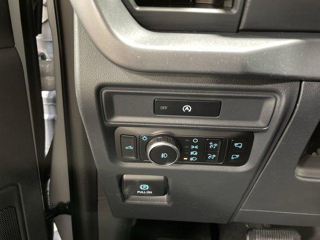 new 2025 Ford F-150 car, priced at $57,660