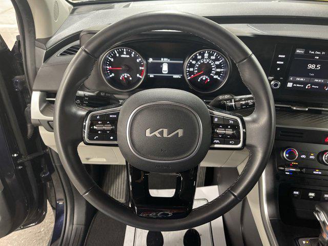 used 2024 Kia Carnival car, priced at $33,497