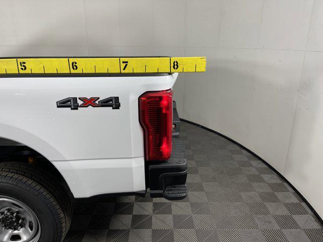 new 2025 Ford F-350 car, priced at $47,954