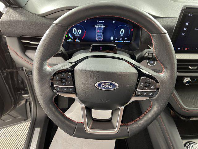 used 2025 Ford Explorer car, priced at $39,997