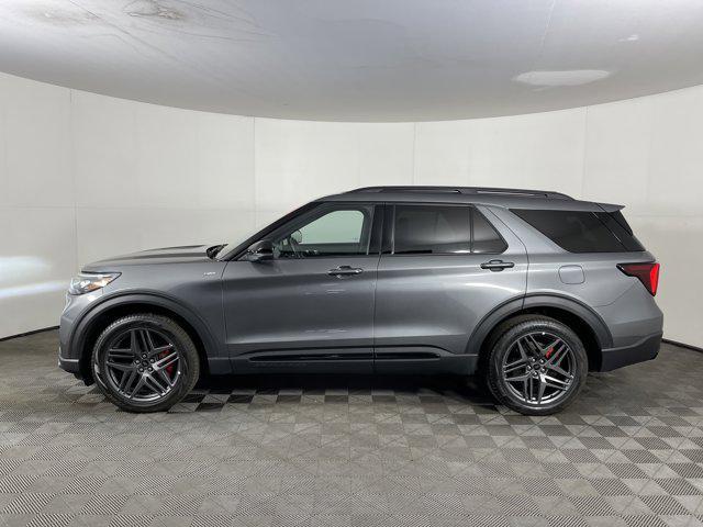 used 2025 Ford Explorer car, priced at $39,997