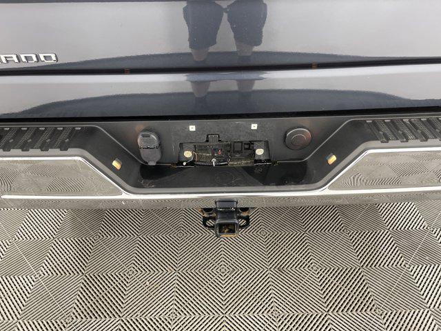 used 2022 Chevrolet Silverado 1500 car, priced at $33,997