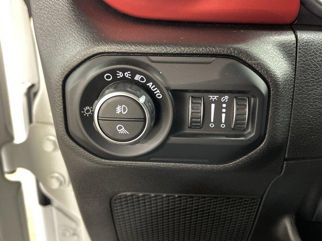 used 2020 Jeep Gladiator car, priced at $33,497