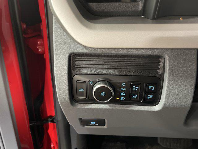 new 2025 Ford F-250 car, priced at $67,550