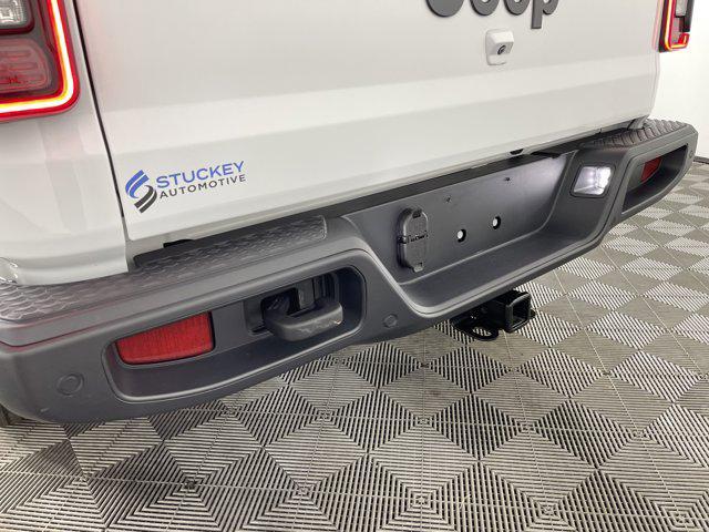 used 2024 Jeep Gladiator car, priced at $37,497