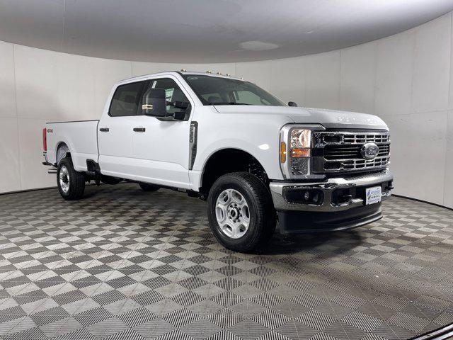 new 2025 Ford F-350 car, priced at $54,484